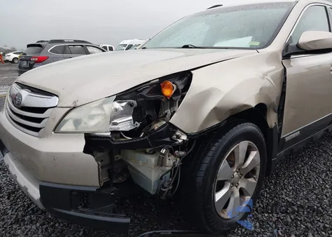 2010 Subaru Outback 3.6R Limited из США, поврежденный, VIN 4S4BRDKC7A2376662